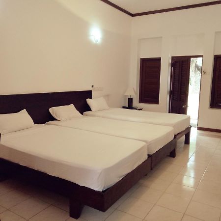 Welcombe Hotel Тринкомале Екстериор снимка